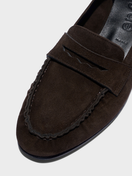 Aeyde | Aldous Suede Loafers Leather Flats for Women | Moka Suede | Round Toe | Low Heel | Heel Details