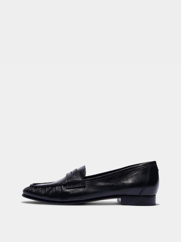 Aeyde | Aldous Leather Loafers Leather Flats for Women | Black Nappa | Round Toe | Low Heel | Side View