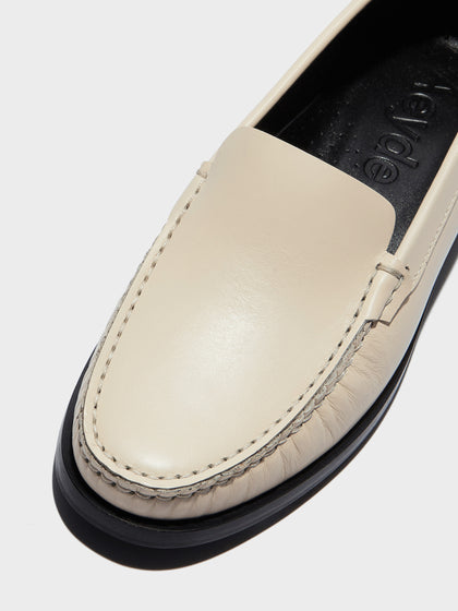 Aeyde | Arthur Leather Flats for Women | Creamy Calf | Round Toe | Flat Heel | Heel Details