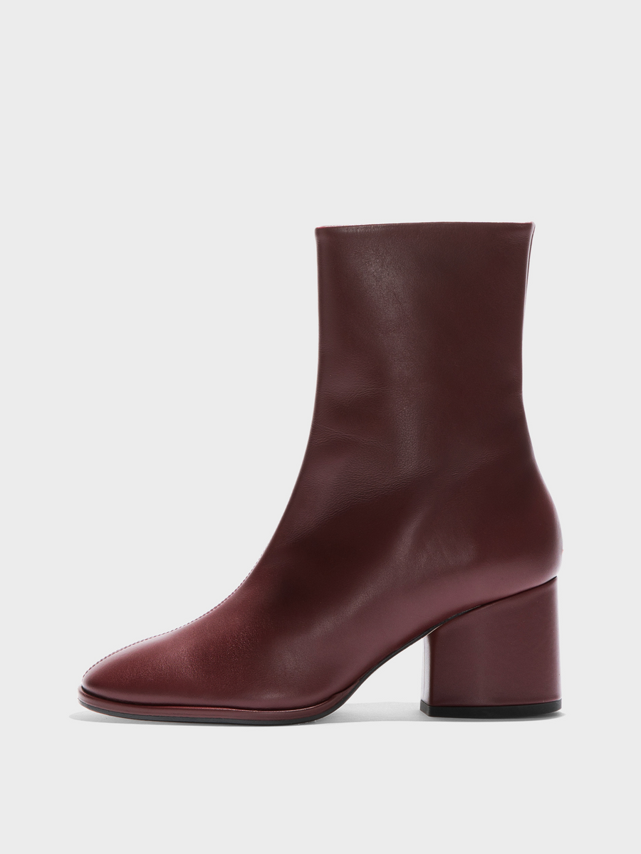 Aeyde | Ayla Leather Ankle Boots Leather Ankle Boots for Women | Port Calf | Round Toe | Mid Heel | Side View