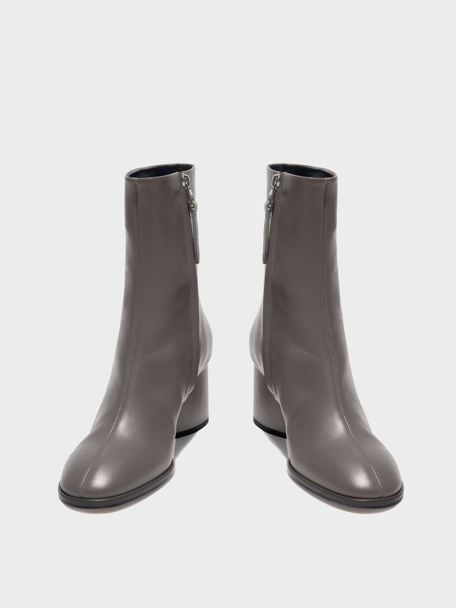 Aeyde | Ayla Leather Ankle Boots Leather Ankle Boots for Women | Taupe Calf | Round Toe | Mid Heel | Front View