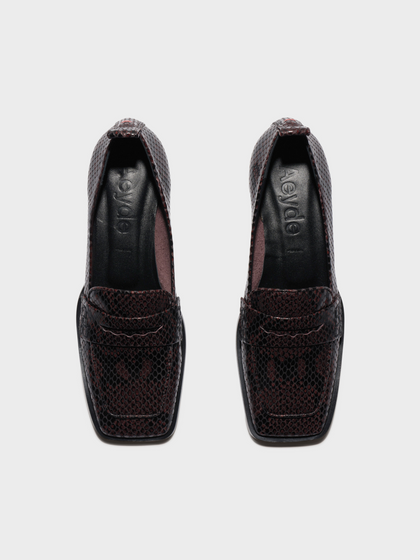 Aeyde | Blake Square-Toe Flats Leather Flats for Women | Port Snake | Square Toe | Flat Heel | Front View