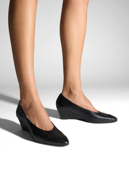 Aeyde | Calea Cap Leather Pumps for Women | Black Nappa | Round Toe | Mid Heel | On Feet
