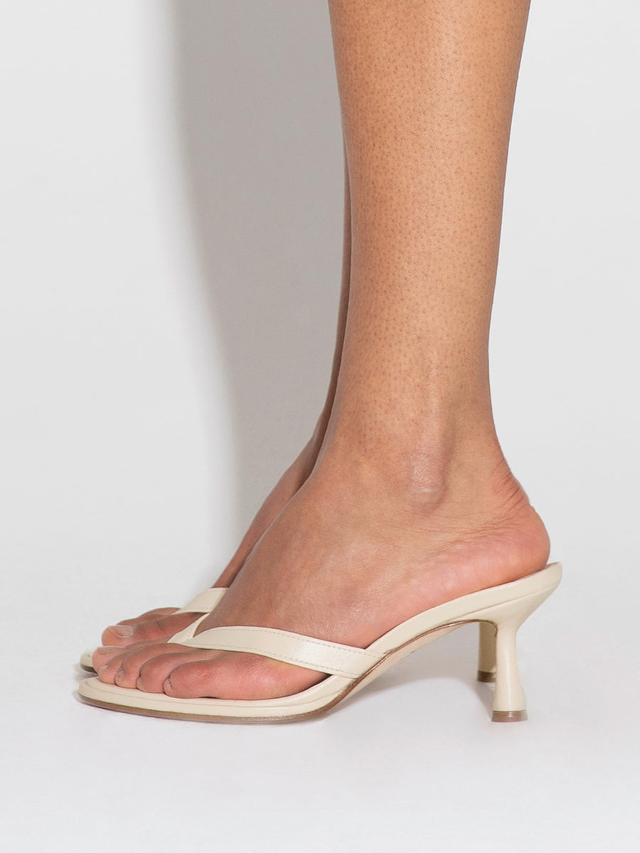 Daphne Leather Thong Sandals