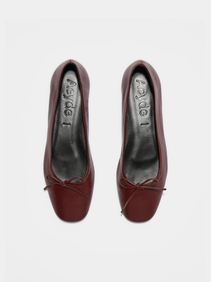 Aeyde | Delfina Leather Ballet Flats Leather Flats for Women | Port Nappa | Round Toe | Flat Heel | Front View