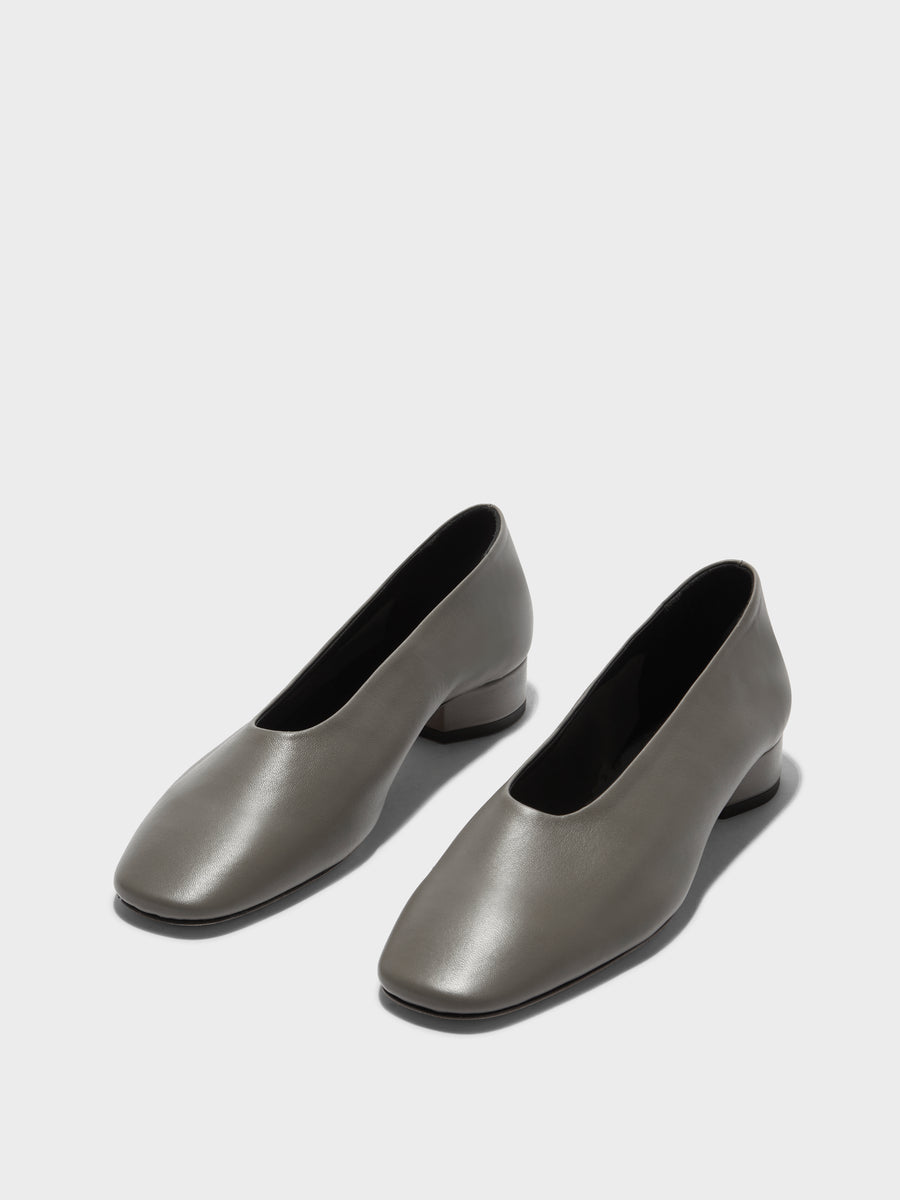 Delia Leather Ballet Flats