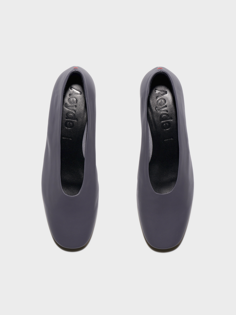 Delia Low-Heeled Ballet Pumps