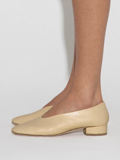 Aeyde | Delia Leather Flats for Women | Latte Nappa | Round Toe | Low Heel | How to Style