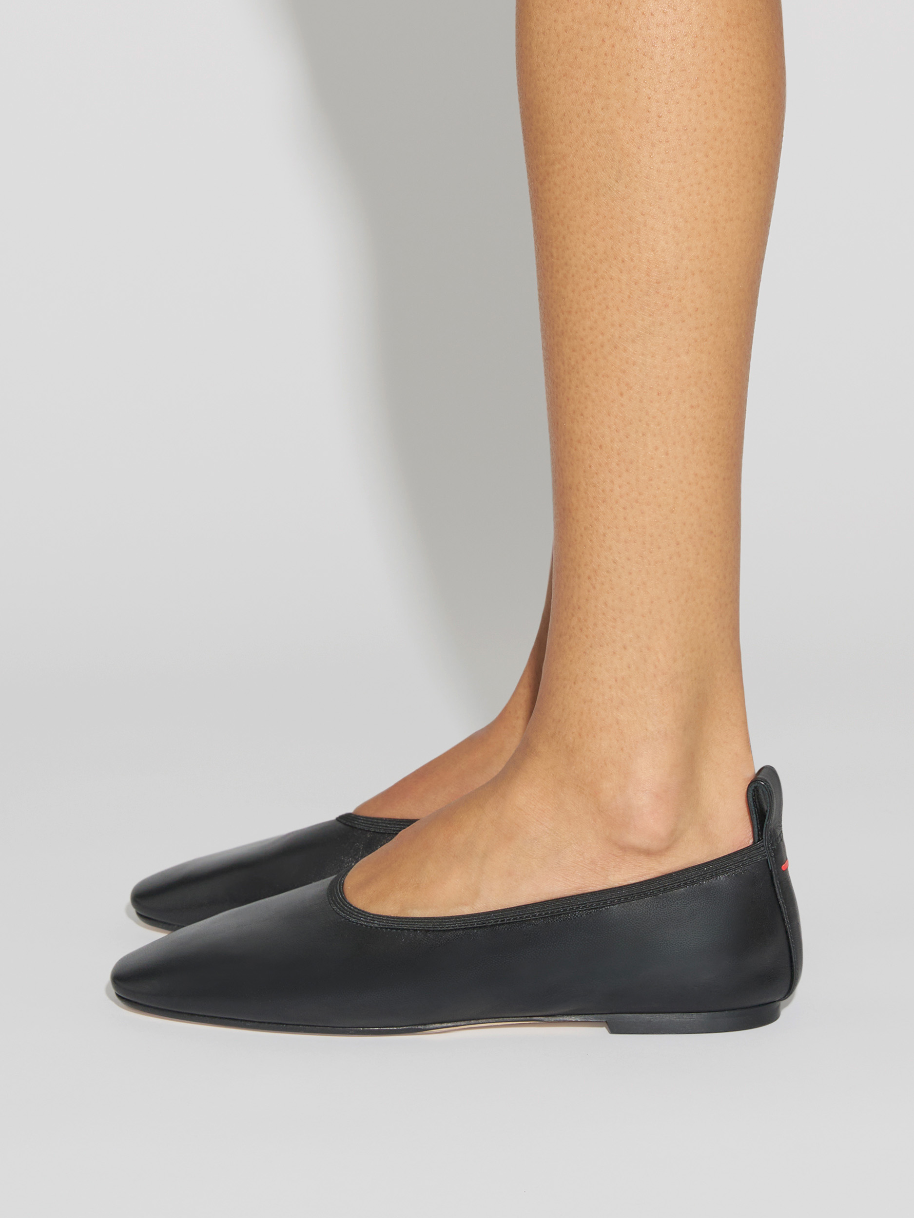 Aeyde | Dex Leather Flats Leather Flats for Women | Black Nappa | Round Toe | Flat Heel | How to Style