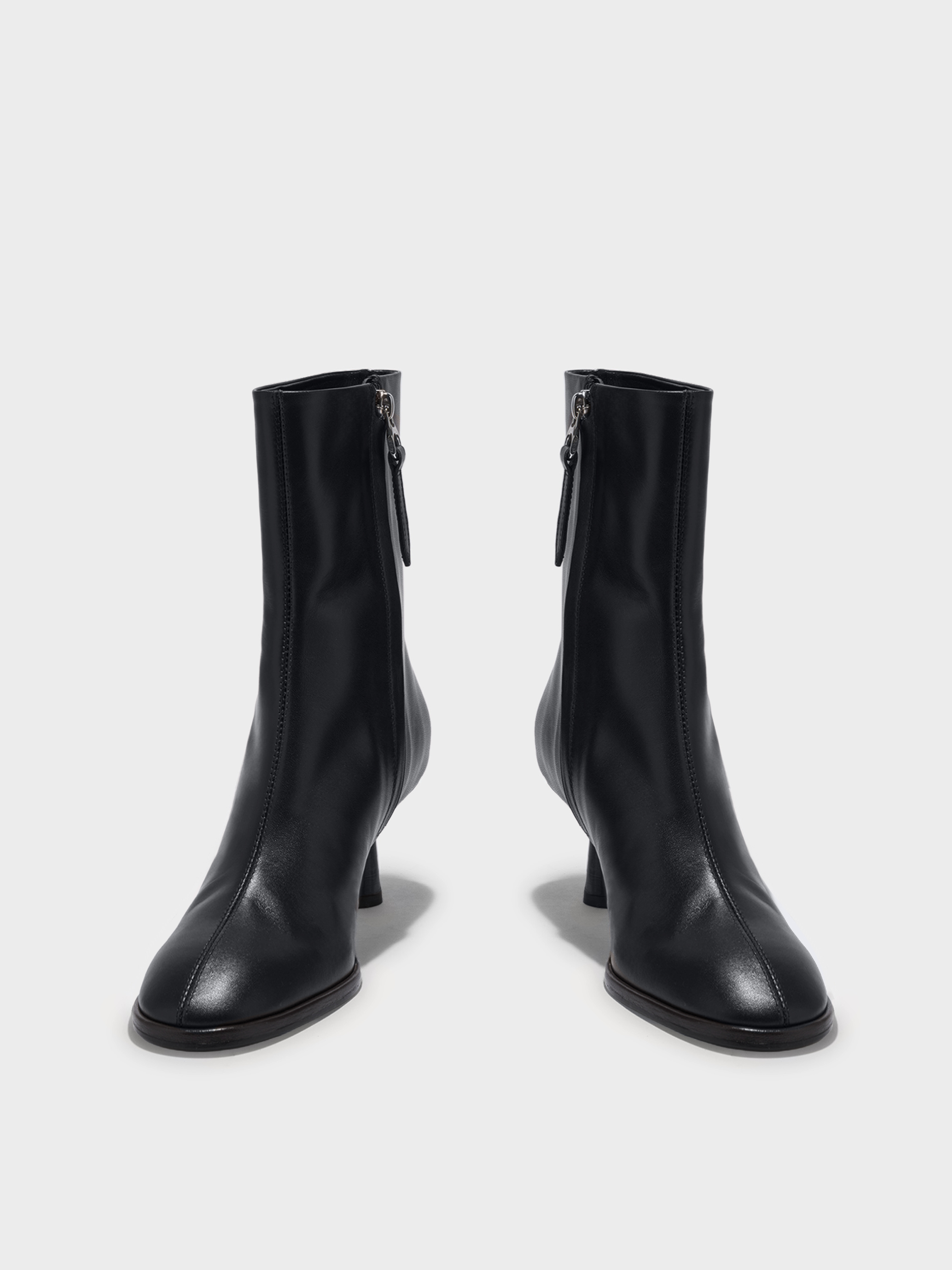 Aeyde | Dorothy Leather Ankle Boots Leather Ankle Boots for Women | Black Calf | Round Toe | Mid Heel | Front View