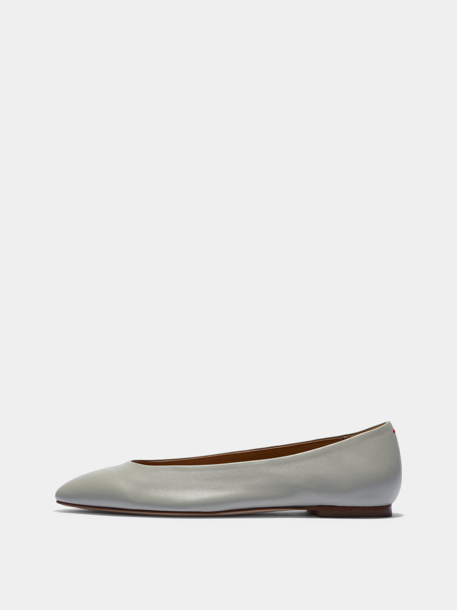 Aeyde | Ellie Almond-Toe Flats Leather Flats for Women | Cloud Nappa | Round Toe | Flat Heel | Side View