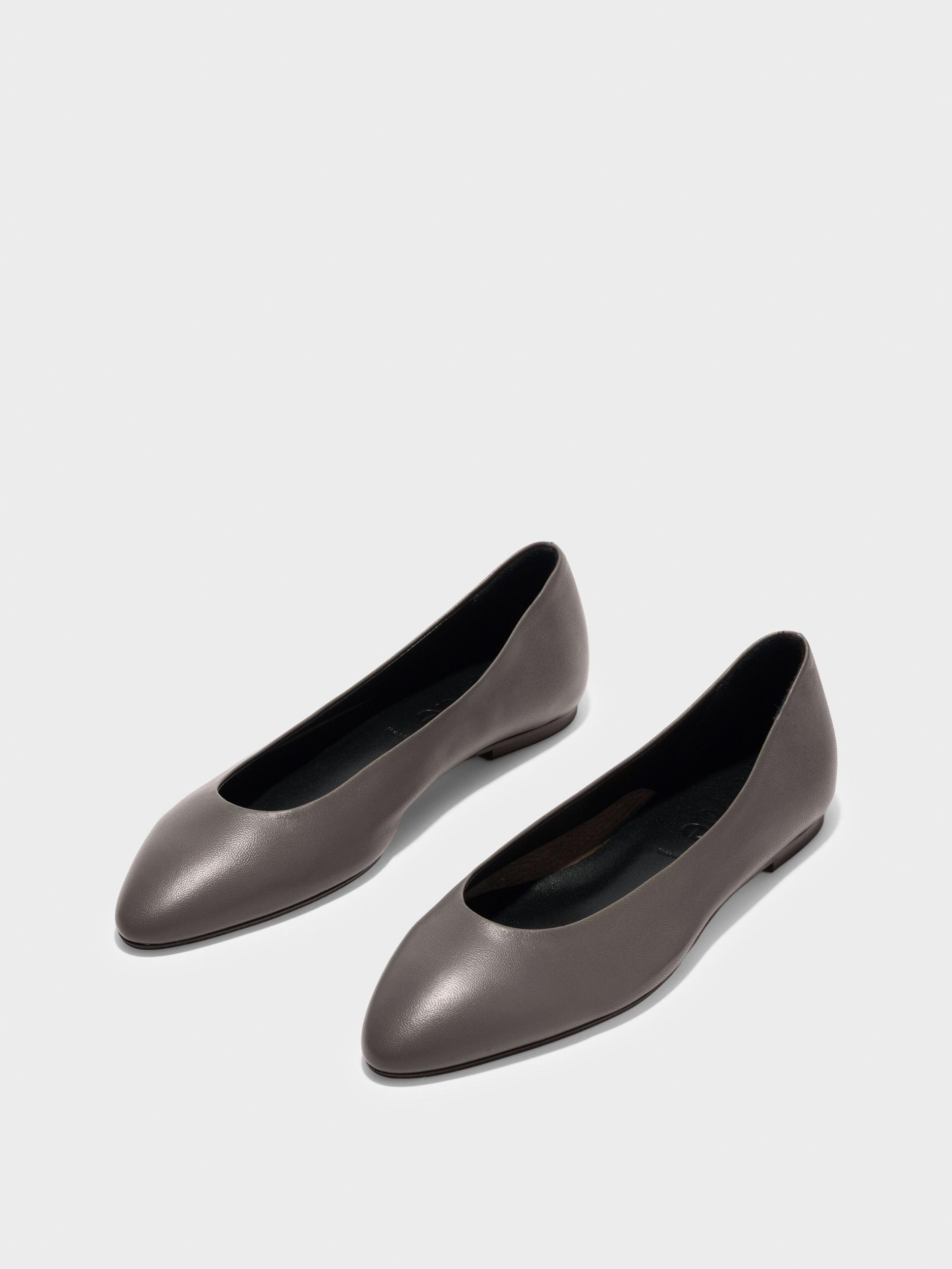 Aeyde | Ellie Almond-Toe Flats Leather Flats for Women | Taupe Nappa | Round Toe | Flat Heel | Luxury Materials | Handmade in Italy