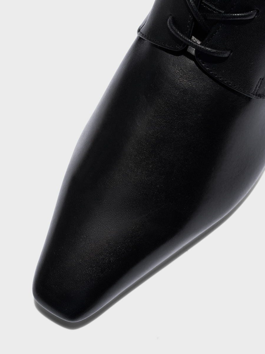 Aeyde | Elva Leather Ankle Boots Leather Ankle Boots for Women | Black Calf | Square Toe | Low Heel | Front View