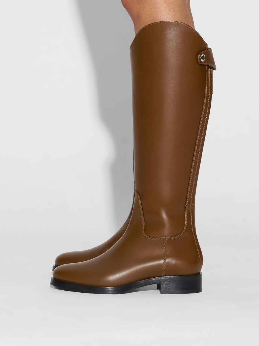 Aeyde | Hector Leather Knee High Boots for Women | Tobacco Calf | Round Toe | Flat Heel | How to Style