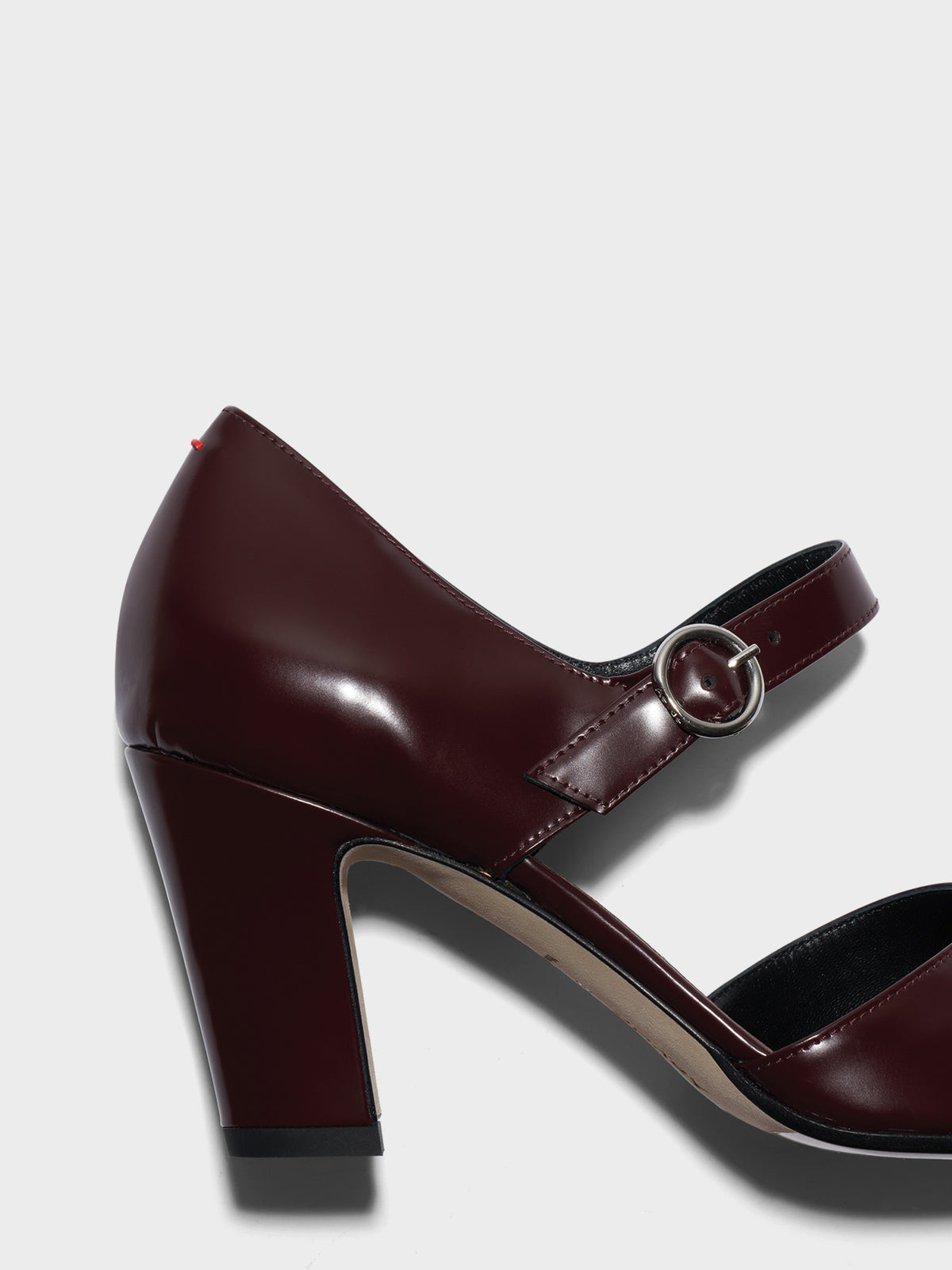Isidora Mary-Jane Pumps