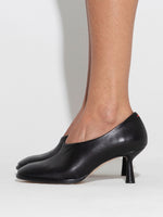 Izzy Leather Pumps - Image 6