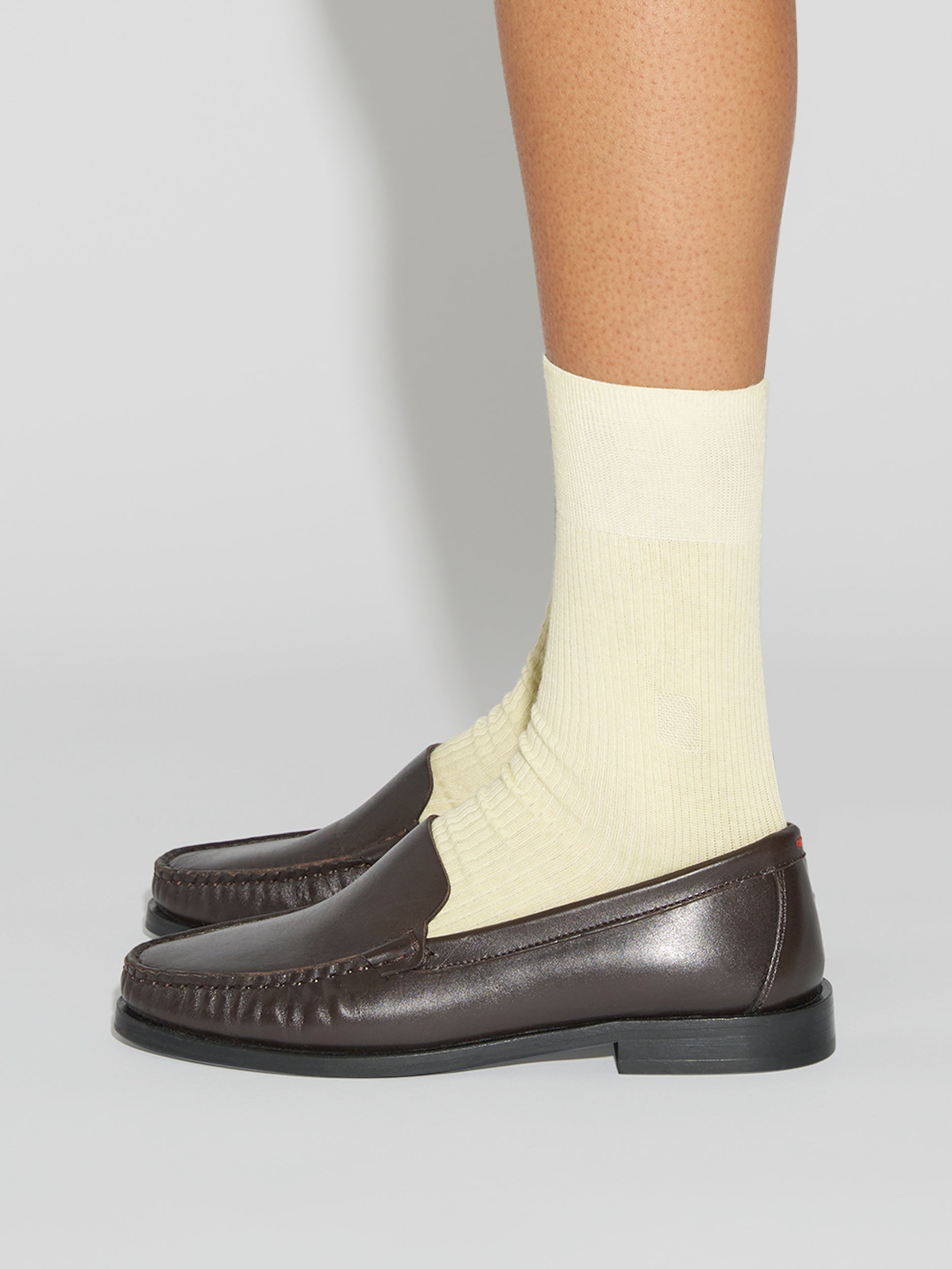 Aeyde | Jamie Cotton Socks for Women | Lemon Cotton | Luxury Materials | Handmade in Italy | How to Style