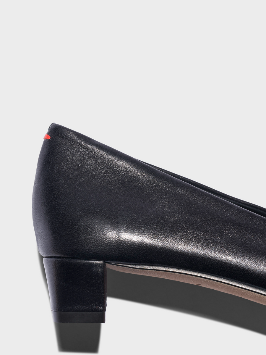 Aeyde | Judi Pointed Pumps Leather Pumps for Women | Black Nappa | Pointed Toe | Low Heel | Heel Details