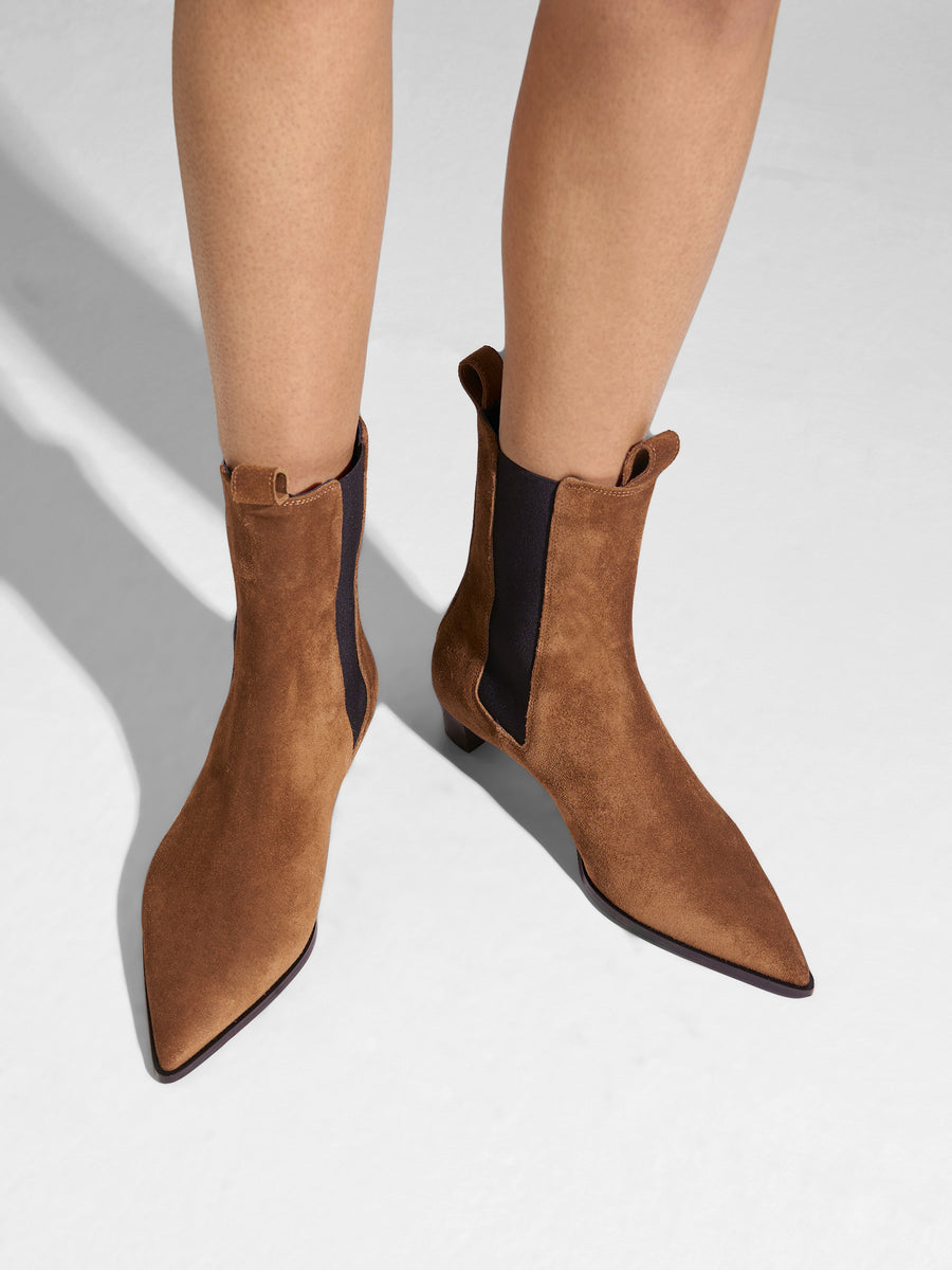 Kiki Suede Chelsea Boots
