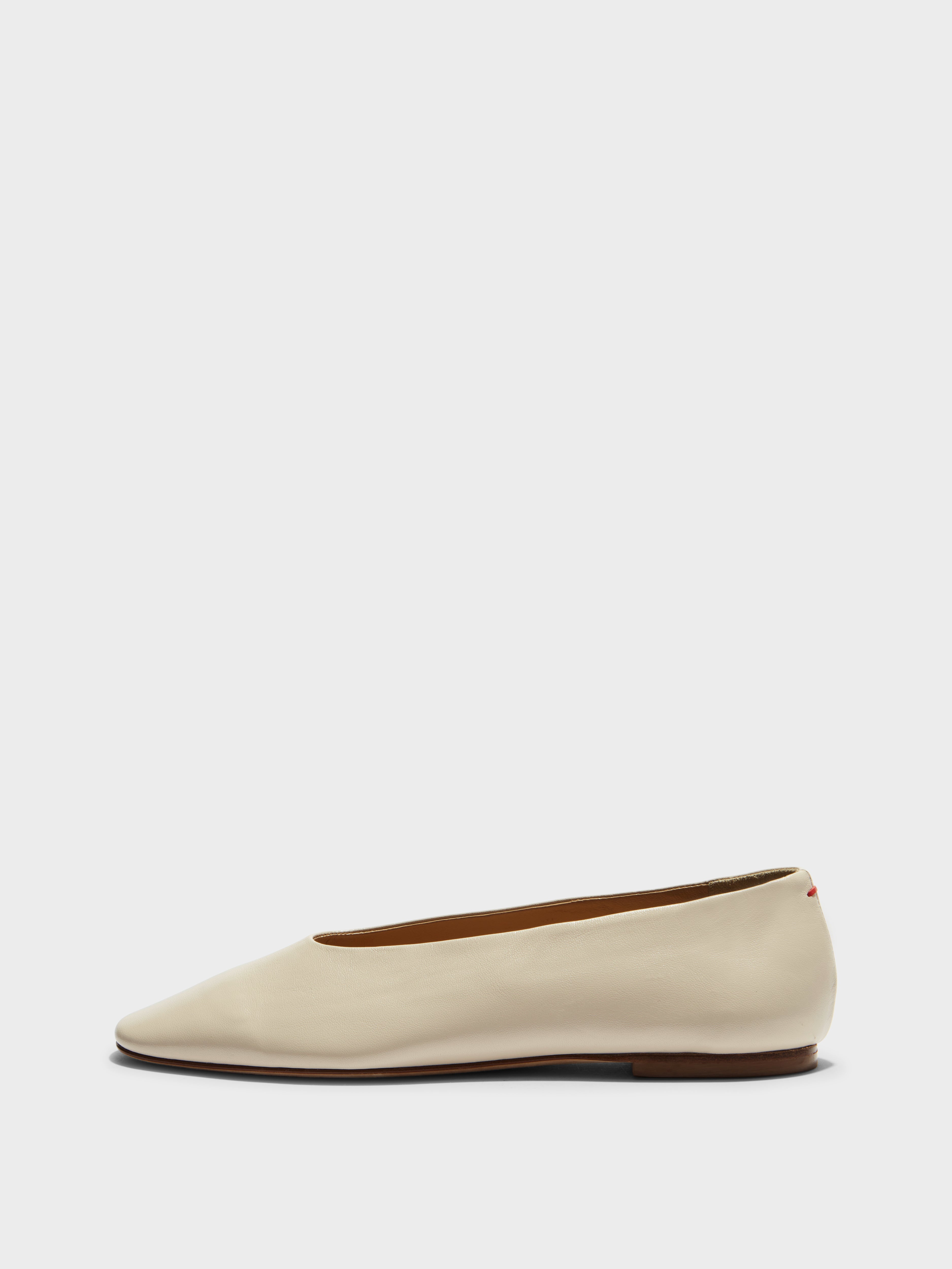 Aeyde | Kirsten Leather Flats for Women | Creamy Nappa | Round Toe | Flat Heel | Side View
