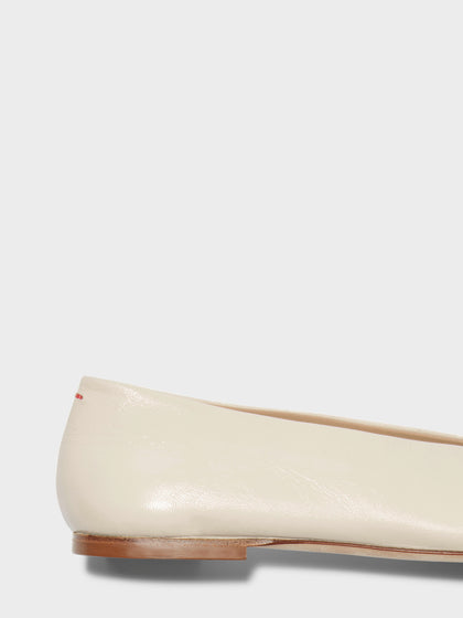 Aeyde | Kirsten Leather Flats for Women | Creamy Nappa | Round Toe | Flat Heel | Heel Details