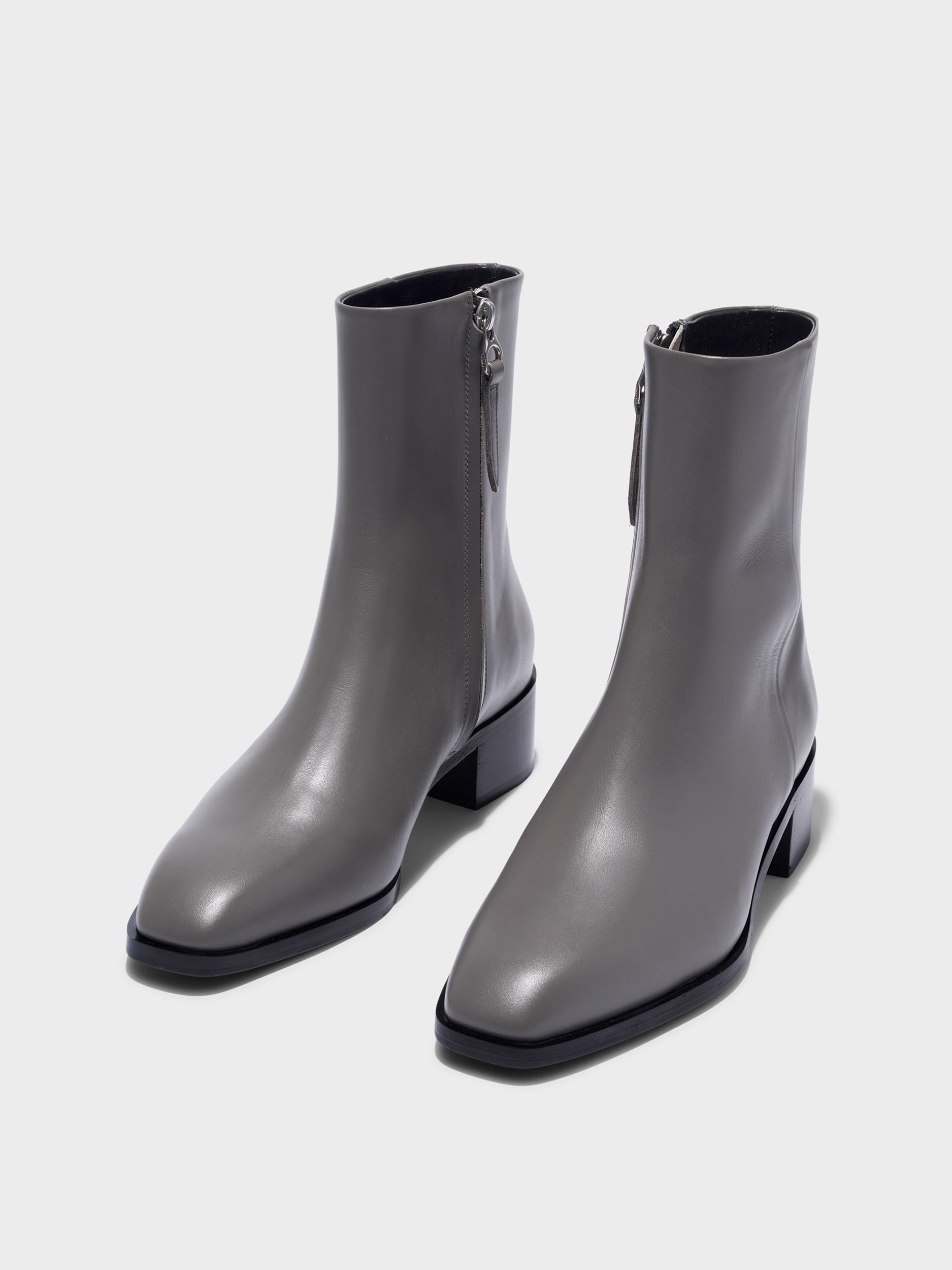 Aeyde | Lee Leather Ankle Boots Leather Ankle Boots for Women | Taupe Calf | Square Toe | Low Heel | Luxury Materials | Handmade in Italy