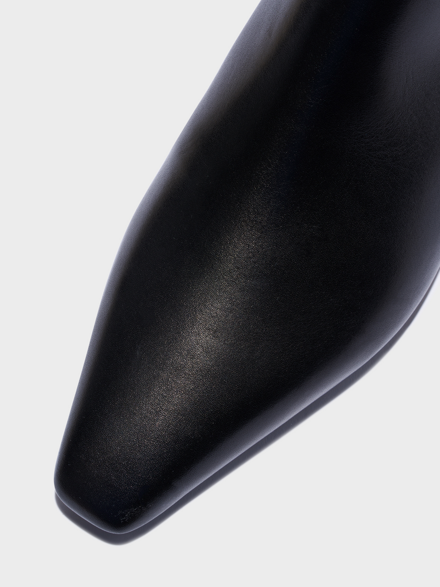 Aeyde | Lilia Leather Ankle Boots Leather Ankle Boots for Women | Black Calf | Square Toe | Low Heel | Front View