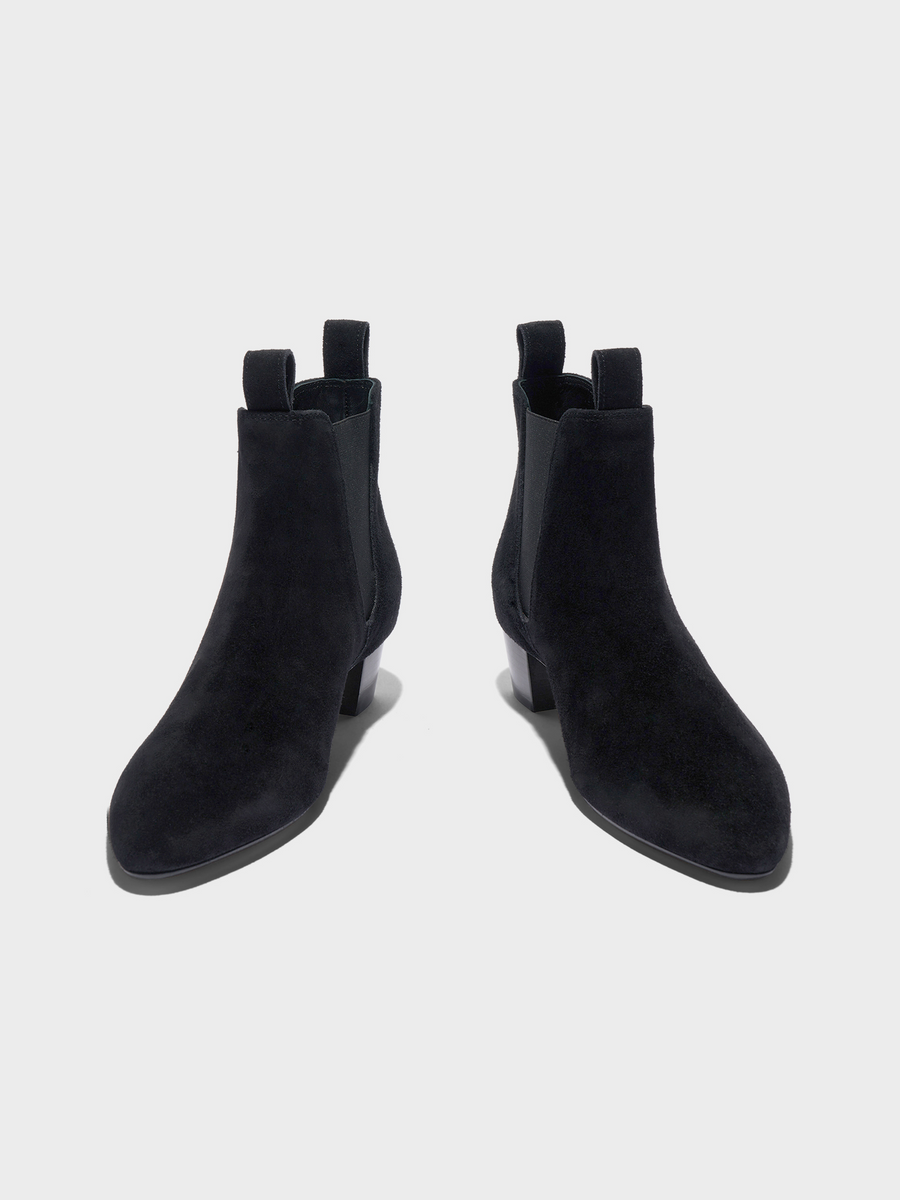 Aeyde | Malu Leather Ankle Boots Leather Ankle Boots for Women | Moka Suede | Round Toe | Low Heel | Front View