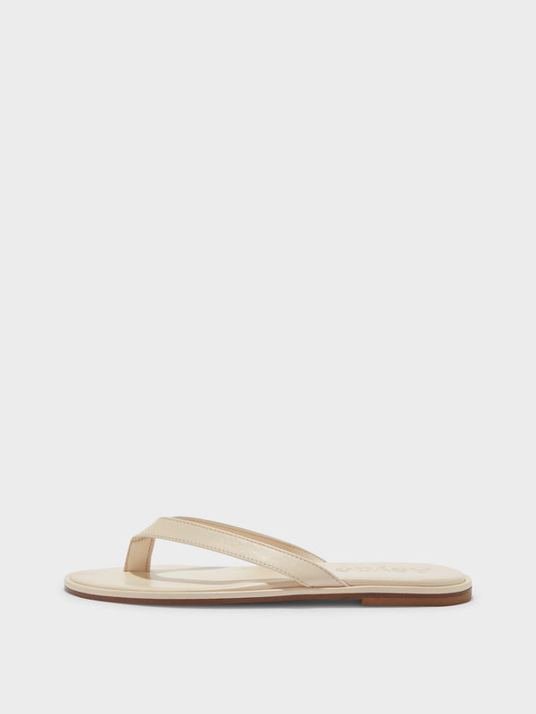 Aeyde | Melody Leather Flat Sandals for Women | Creamy Nappa | Round Toe | Flat Heel | Side View [x=50,y=85]