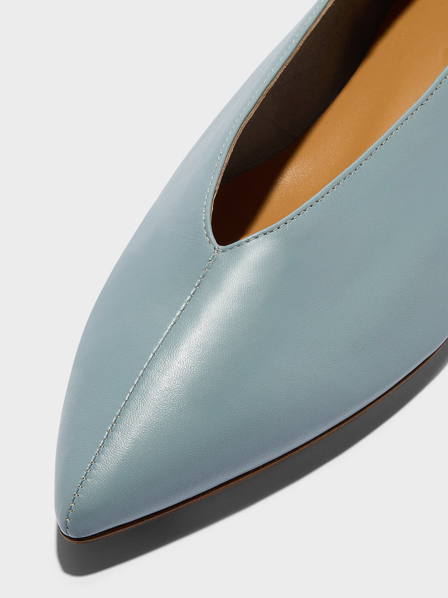 Aeyde | Moa Leather Flats for Women | Glass Nappa | Pointed Toe | Flat Heel | Heel Details