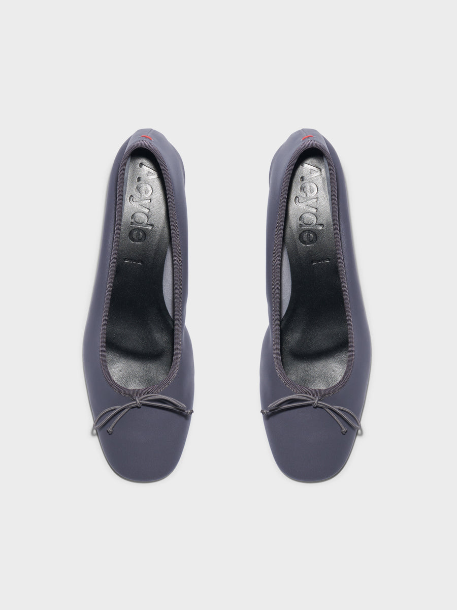 Aeyde | Onda Round-Toe Ballet Flats Leather Flats for Women | Dusty Purple Nappa | Round Toe | Low Heel | Front View