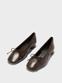 Onda Round-Toe Ballet Flats