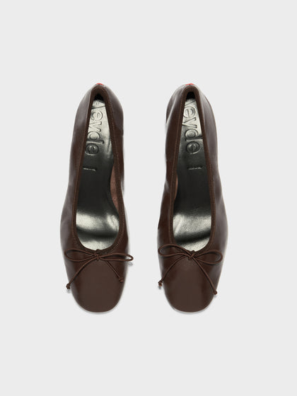 Aeyde | Onda Leather Flats for Women | Moka Nappa | Round Toe | Low Heel | Front View