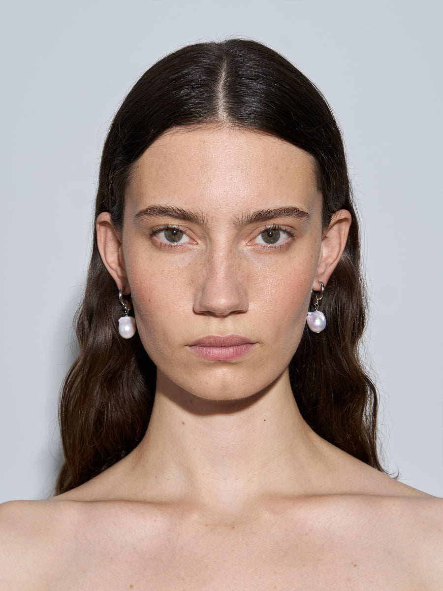Philo Pearl Earrings