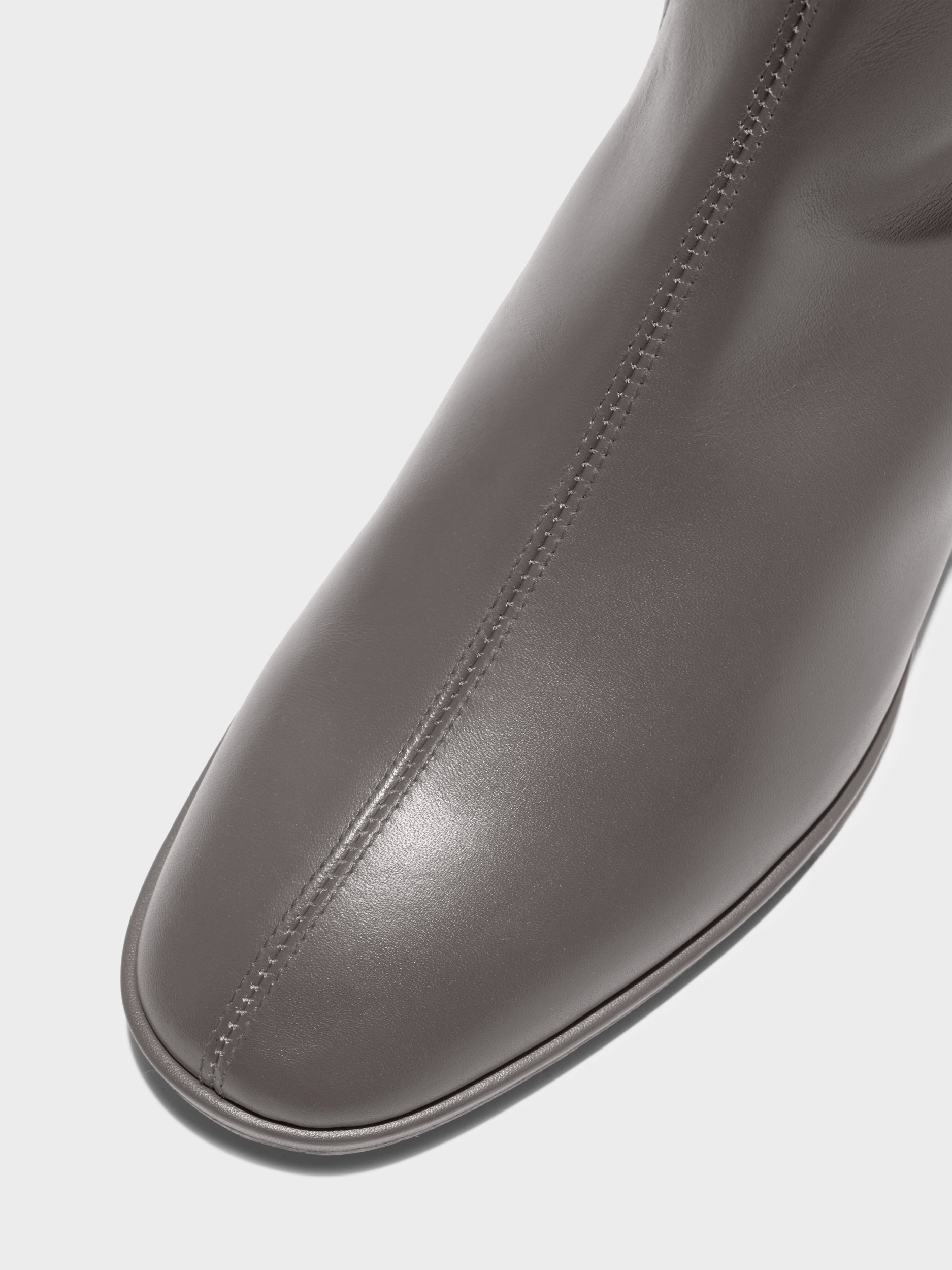 Aeyde | Roisin Leather Ankle Boots Leather Ankle Boots for Women | Taupe Calf | Round Toe | Low Heel | Heel Details
