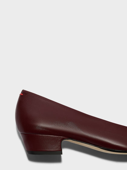 Aeyde | Rory Leather Pumps for Women | Port Nappa | Square Toe | Mid Heel | Front View