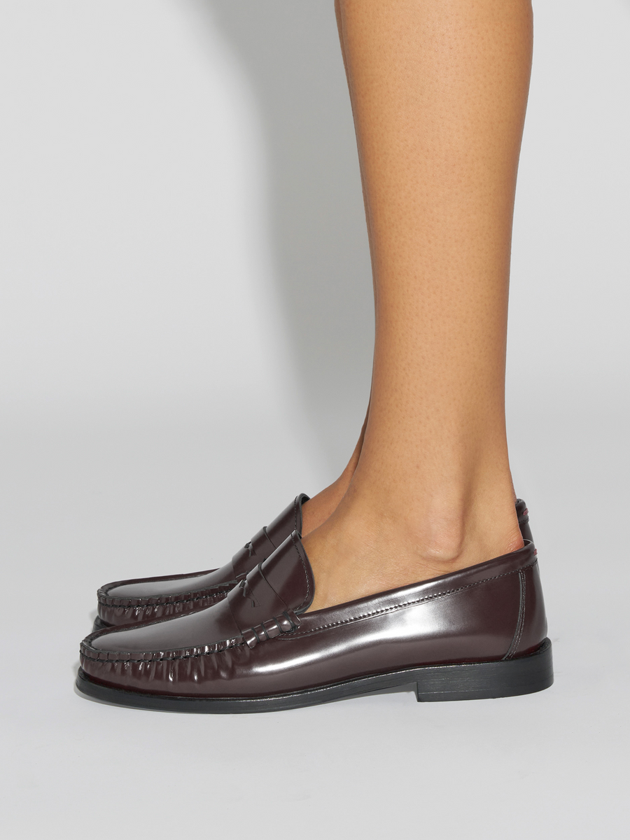 Aeyde | Terry Polido Leather Loafers Leather Flats for Women | Moka Polido | Round Toe | Low Heel | How to Style