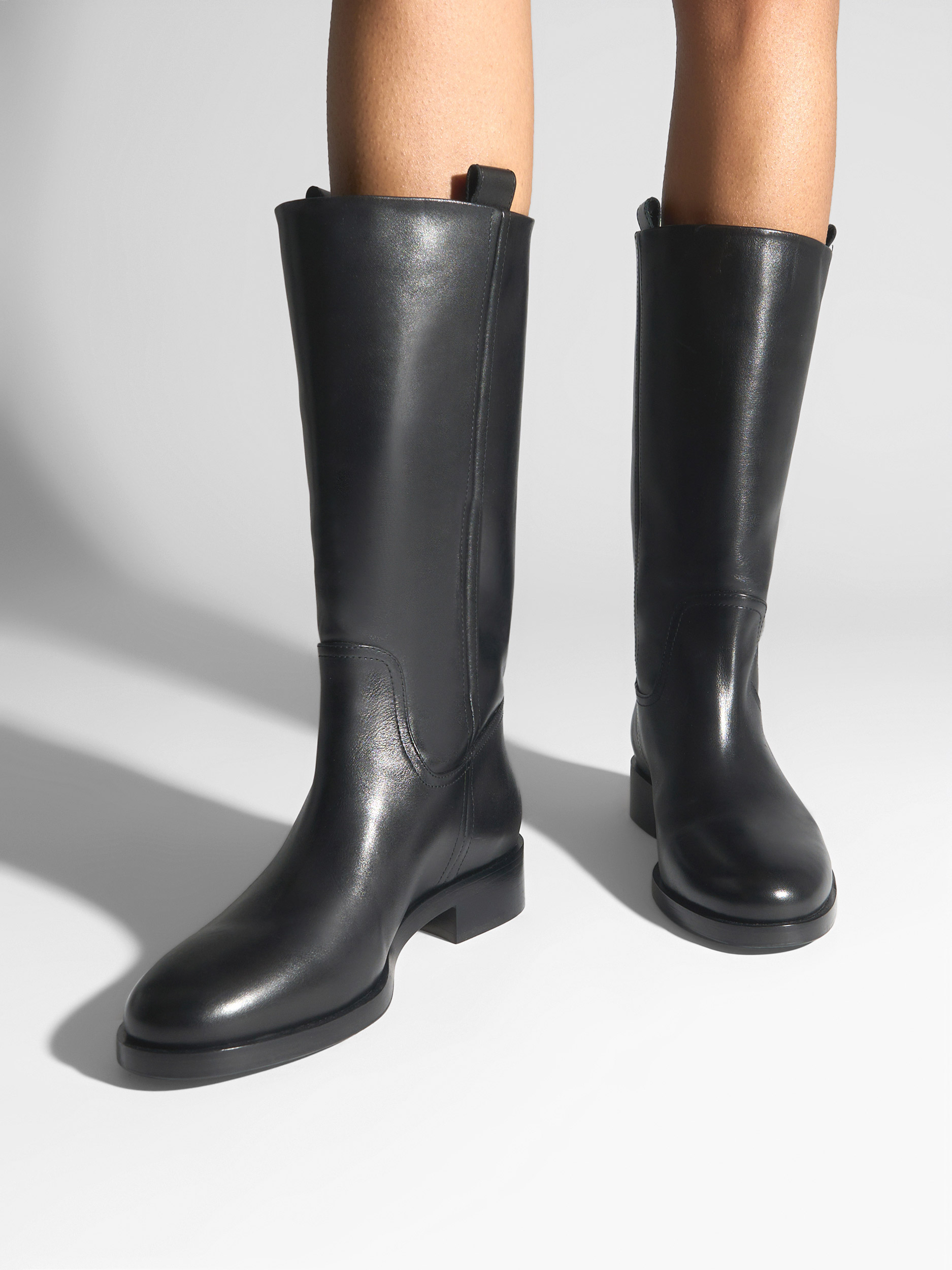 Aeyde | Theo Knee-High Boots Leather Knee High Boots for Women | Black Calf | Round Toe | Low Heel | On Feet
