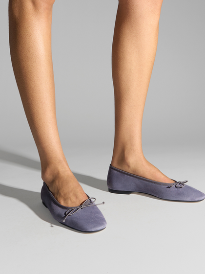 Aeyde | Tiby Suede Ballet Flats Leather Flats for Women | Moss Suede | Round Toe | Flat Heel | On Feet