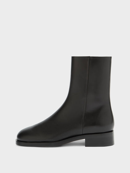 Aeyde | Vincent Leather Ankle Boots for Women | Black Calf | Round Toe | Low Heel | Side View