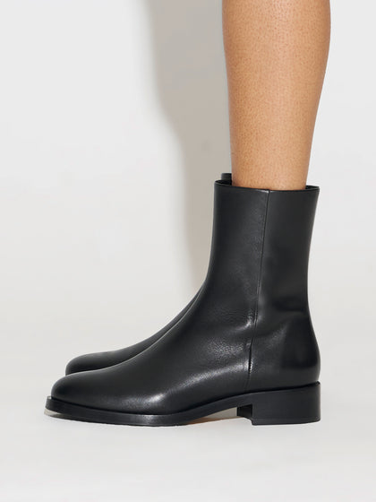 Aeyde | Vincent Leather Ankle Boots for Women | Black Calf | Round Toe | Low Heel | How to Style