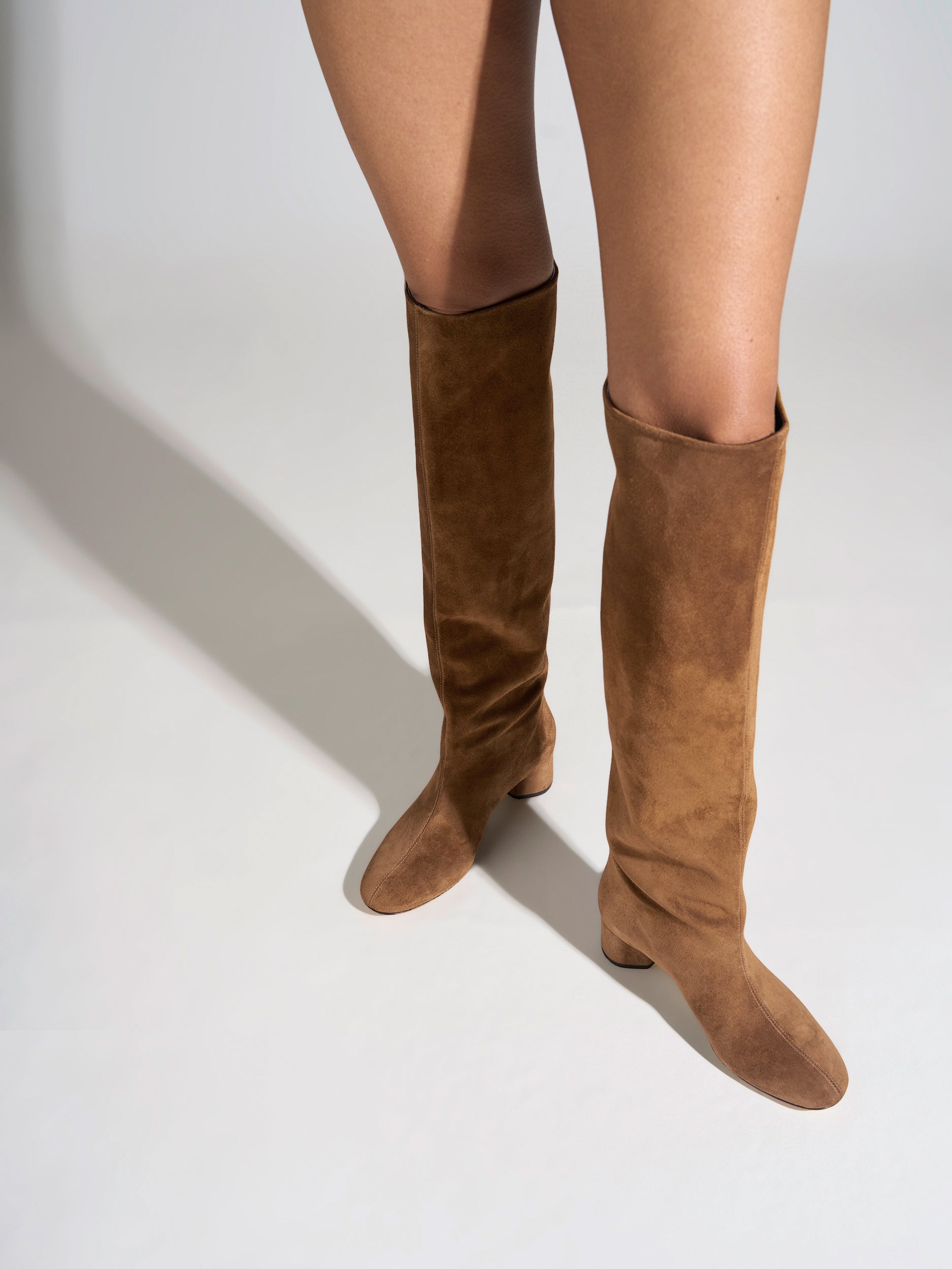 Aeyde | Willa Leather Knee High Boots for Women | Tobacco Suede | Round Toe | Low Heel | On Feet