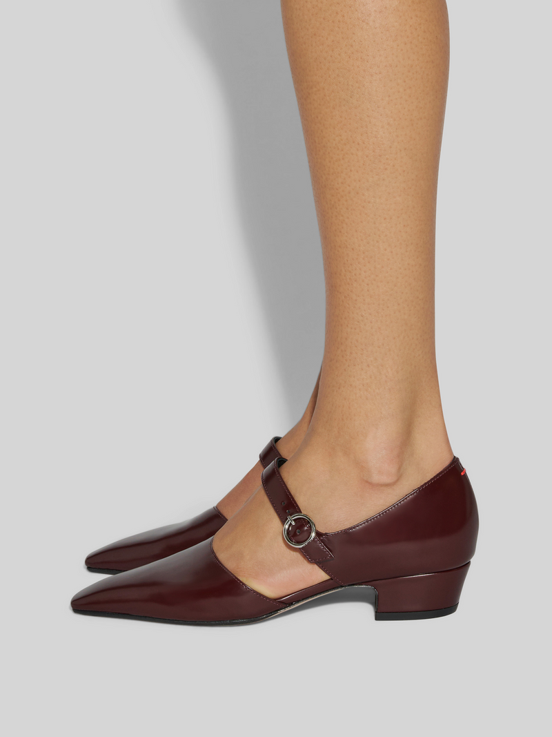 Yara Polido Leather Pumps