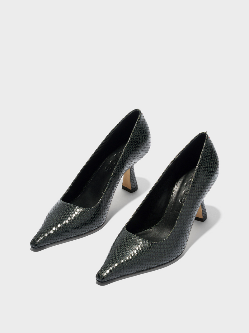 Zandra Chiseled Pumps