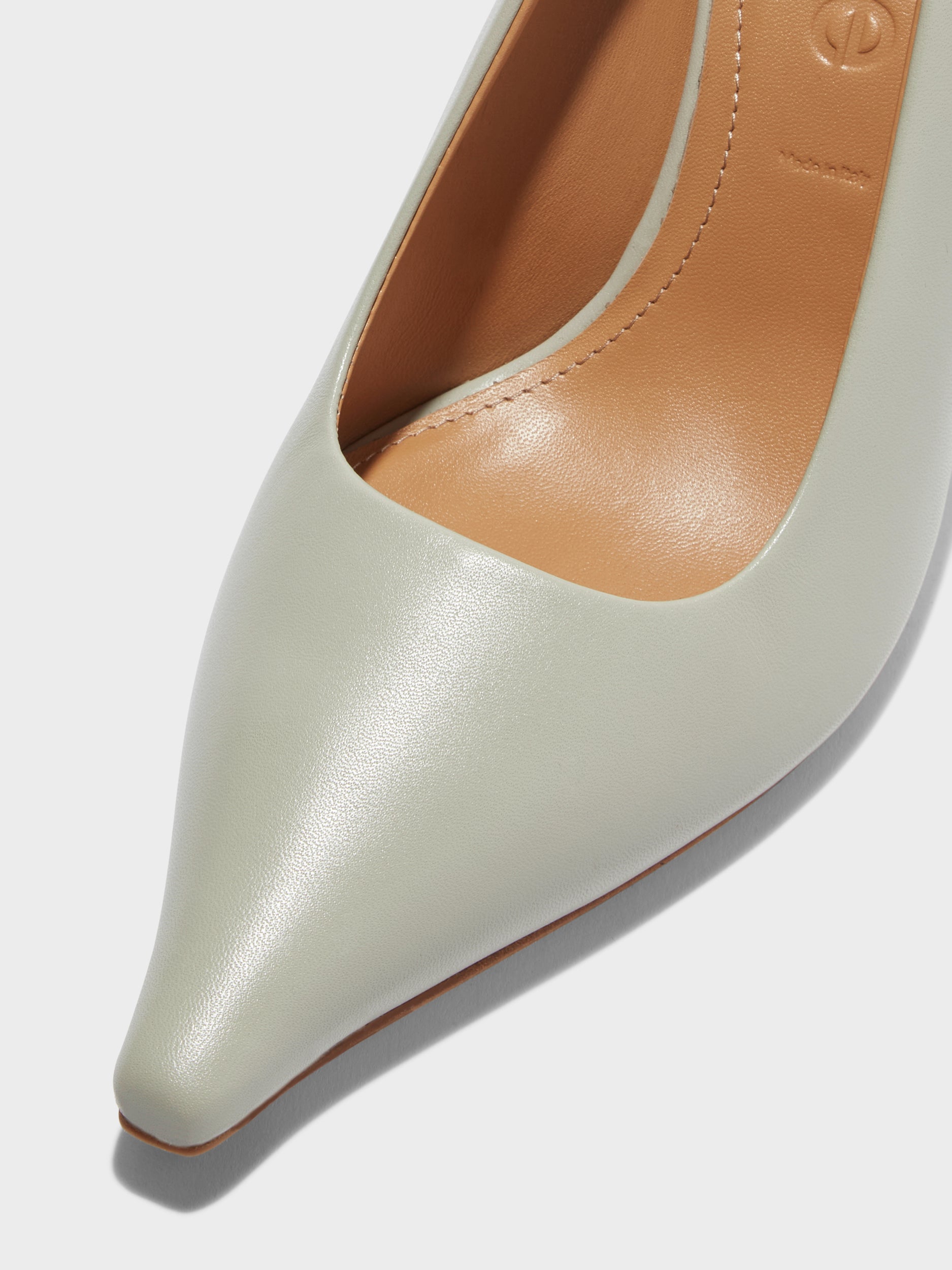 Aeyde | Zandra Leather Pumps Leather Pumps for Women | Cloud Nappa | Pointed Toe | High Heel | Luxury Materials | Handmade in Italy