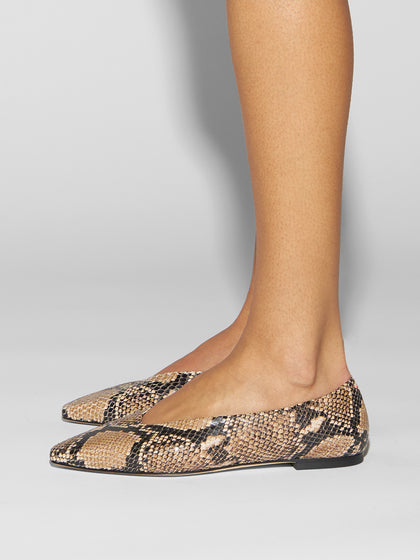 Aeyde | Betty Leather Flats for Women | Hazelnut Snake | Square Toe | Flat Heel | How to Style