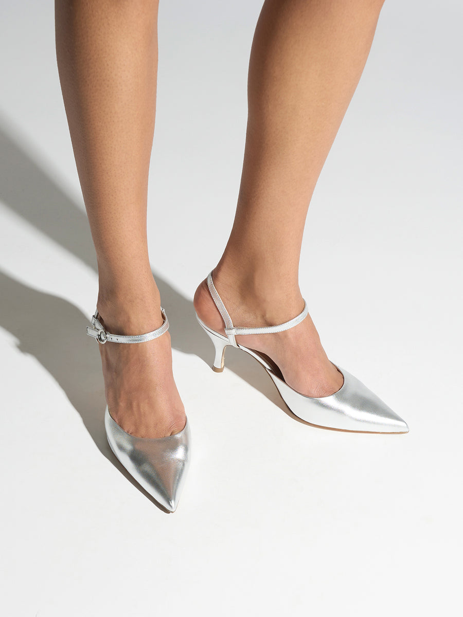 Aeyde | Catelyn Leather Pumps for Women | Silver Laminated Nappa | Pointed Toe | High Heel | On Feet