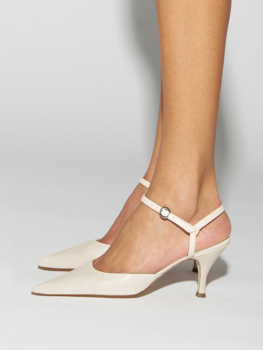 Aeyde | Catelyn Leather Pumps for Women | Creamy Nappa | Pointed Toe | High Heel | How to Style