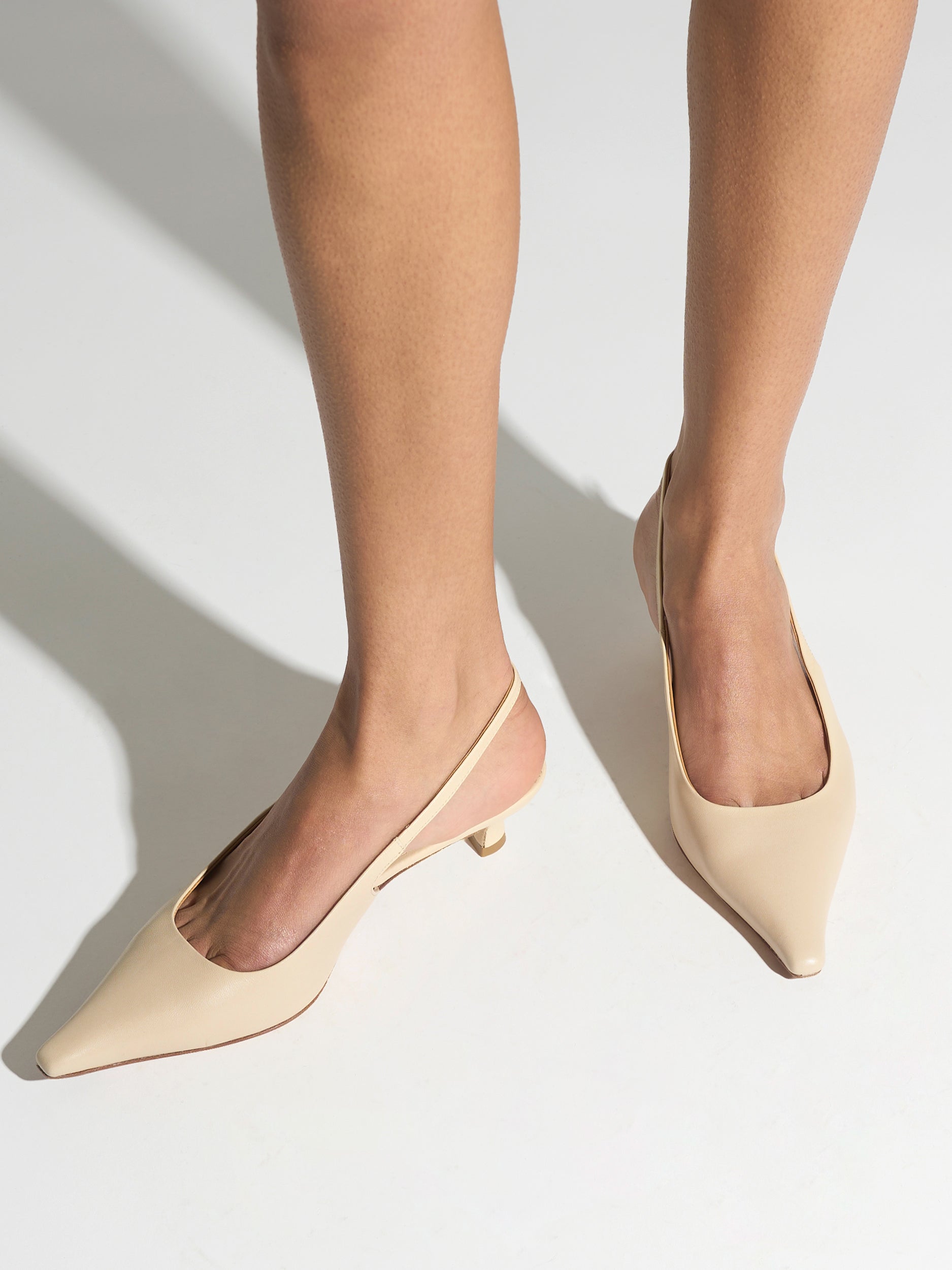 Aeyde | Catrina Leather Pumps for Women | Sand Nappa | Pointed Toe | Mid Heel | On Feet