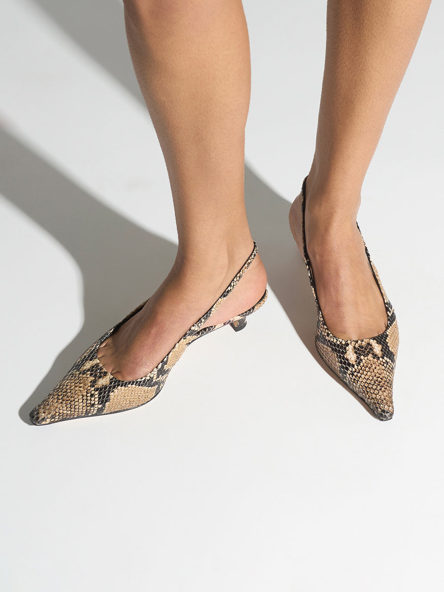 Aeyde | Catrina Leather Pumps for Women | Hazelnut Snake | Pointed Toe | Mid Heel | On Feet